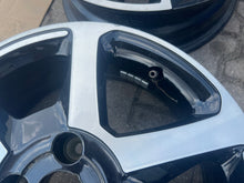 Laden Sie das Bild in den Galerie-Viewer, 1x Alufelge 15 Zoll 5.5&quot; 4x100 403000684R Renault Twingo Rim Wheel