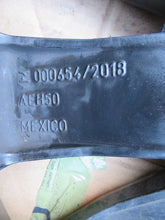 Laden Sie das Bild in den Galerie-Viewer, 1x Alufelge 18 Zoll 8.0" 5x108 42ET Glanz Schwarz 31471312 Volvo S60 V60