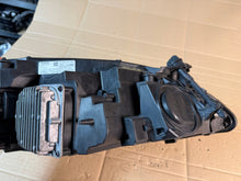 Laden Sie das Bild in den Galerie-Viewer, Frontscheinwerfer Volvo V40 31677018 Links Scheinwerfer Headlight SCH1083271859pj