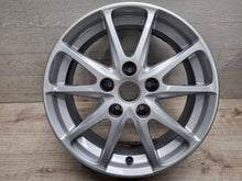 Load image into Gallery viewer, 1x Alufelge 16 Zoll 6.5" 5x114.3 40ET Glanz Silber KE409-3Z110 Nissan Juke F15 FEL4906800768hd