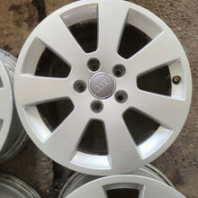 Load image into Gallery viewer, 4x Alufelge 16 Zoll 6.5&quot; 5x112 50ET Silber 8P0601025A Audi A6 A4 Rim Wheel