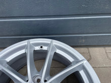 Load image into Gallery viewer, 1x Alufelge 17 Zoll 7.5" 5x112 6868217 BMW Rim Wheel FEL8934066576im