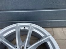 Laden Sie das Bild in den Galerie-Viewer, 1x Alufelge 17 Zoll 7.5" 5x112 6868217 BMW Rim Wheel FEL8934066576im