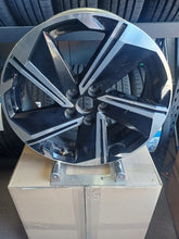 Load image into Gallery viewer, 1x Alufelge 18 Zoll 7.0" 5x114.3 38ET Mitsubishi Eclipse Cross I Rim Wheel FEL3432069631lv