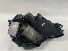 Laden Sie das Bild in den Galerie-Viewer, Frontscheinwerfer Skoda Karoq 57B941015D Links Scheinwerfer Headlight SCH6822210751ma