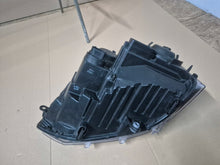 Laden Sie das Bild in den Galerie-Viewer, Frontscheinwerfer VW Transporter 7E1941016R Rechts Scheinwerfer Headlight SCH5076360896qd