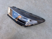 Laden Sie das Bild in den Galerie-Viewer, Frontscheinwerfer Ford Kuga GV41-13W030-AH Links Scheinwerfer Headlight SCH7161836255fn