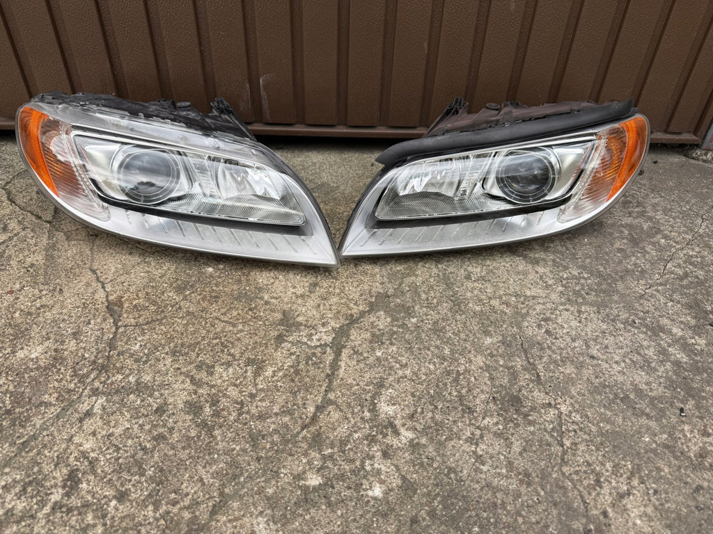Frontscheinwerfer Volvo V70 I S80 31283920 31283919 Xenon Rechts Headlight SCH5269942255dr