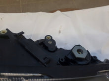 Laden Sie das Bild in den Galerie-Viewer, Frontscheinwerfer Seat Ibiza 6F1941006E LED Ein Stück (Rechts oder Links)