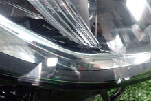 Laden Sie das Bild in den Galerie-Viewer, Frontscheinwerfer Opel Astra K 39158006 Rechts Scheinwerfer Headlight SCH4556730372jx