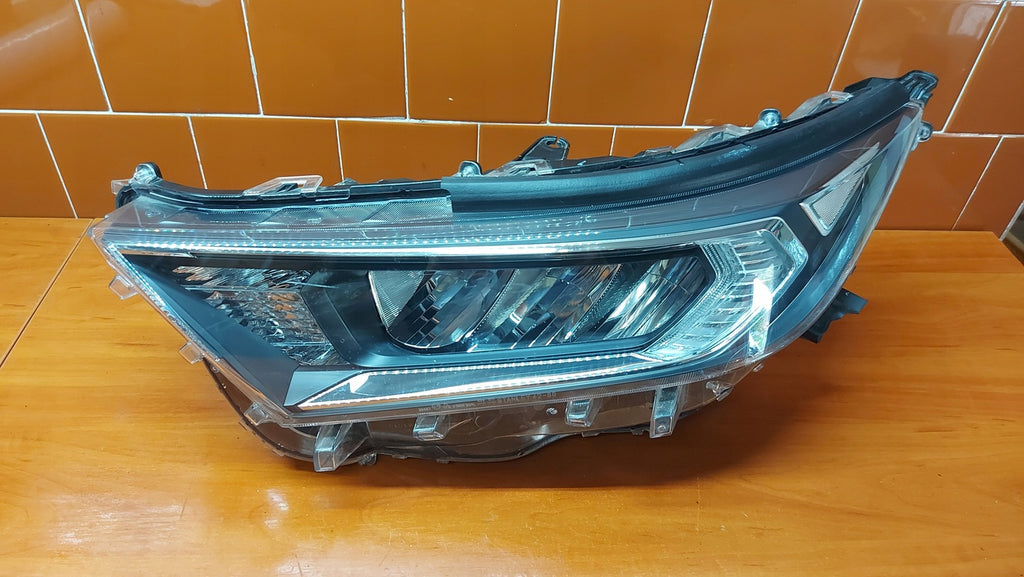Frontscheinwerfer Toyota V 81185-42A33 LED Ein Stück (Rechts oder Links)