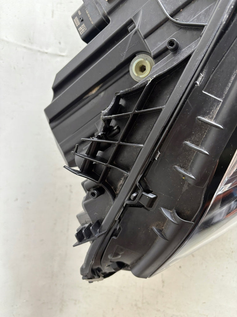 Frontscheinwerfer Mercedes-Benz W206 A2069065404 LED Rechts Headlight SCH3355751826sz