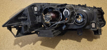 Laden Sie das Bild in den Galerie-Viewer, Frontscheinwerfer Renault Megane II 8200073224H Xenon Links Headlight SCH8419111620oo