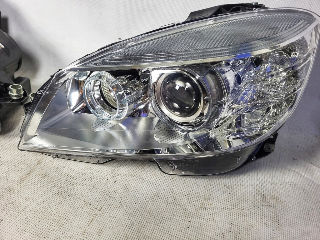 Frontscheinwerfer Mercedes-Benz W204 61A204 Xenon Ein Satz Headlight SCH6312728900oy