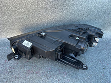 Load image into Gallery viewer, Frontscheinwerfer Skoda Superb I 3P1941016 Rechts Scheinwerfer Headlight SCH4459088863gz