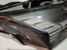 Load image into Gallery viewer, Frontscheinwerfer Volvo 80000628 LED Rechts Scheinwerfer Headlight SCH2222815082cb