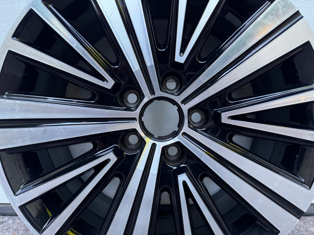 1x Alufelge 17 Zoll 7.0" 5x112 39ET Glanz Schwarz 7N5601025J Seat Alhambra FEL3381849216jt