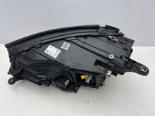 Laden Sie das Bild in den Galerie-Viewer, Frontscheinwerfer Mercedes-Benz Gls X167 A1679069007 LED Rechts Headlight SCH1773726447sv