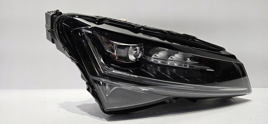 Frontscheinwerfer Skoda Superb III 3V1941016D LED Rechts Scheinwerfer Headlight SCH9392172943ly