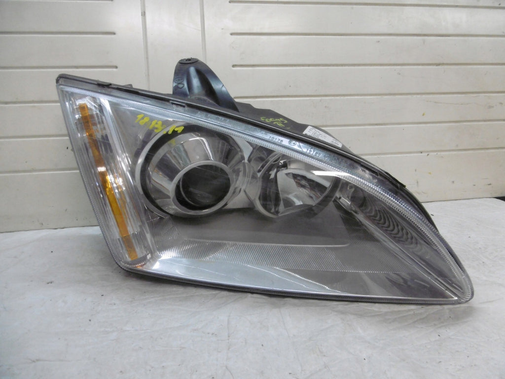 Frontscheinwerfer Ford Focus 4M51-13W029-EF Rechts Scheinwerfer Headlight