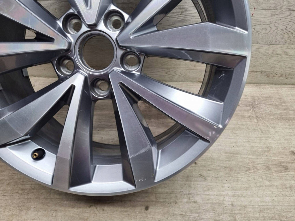1x Alufelge 17 Zoll 5x112 2GA601025P VW T-Roc Rim Wheel FEL2666356959da