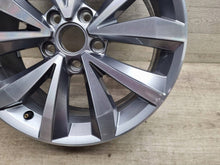 Laden Sie das Bild in den Galerie-Viewer, 1x Alufelge 17 Zoll 5x112 2GA601025P VW T-Roc Rim Wheel FEL2666356959da