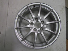 Laden Sie das Bild in den Galerie-Viewer, 1x Alufelge 17 Zoll 6.5&quot; 5x112 A2484010102 Mercedes-Benz Rim Wheel