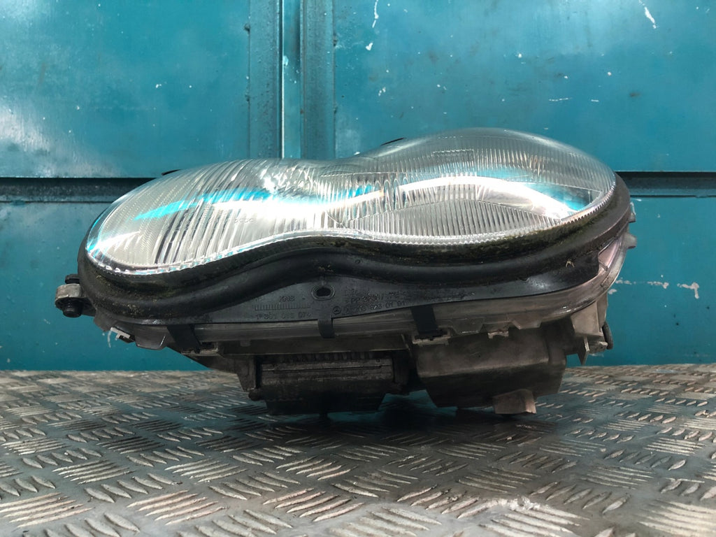 Frontscheinwerfer Mercedes-Benz W203 Links Scheinwerfer Headlight SCH9935954092uf