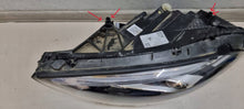 Laden Sie das Bild in den Galerie-Viewer, Frontscheinwerfer Mercedes-Benz W177 A1779065303 LED Links Headlight SCH6104054107cb