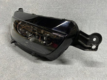 Laden Sie das Bild in den Galerie-Viewer, Frontscheinwerfer Citroën C4 Picasso II 96759751 Xenon Rechts oder Links