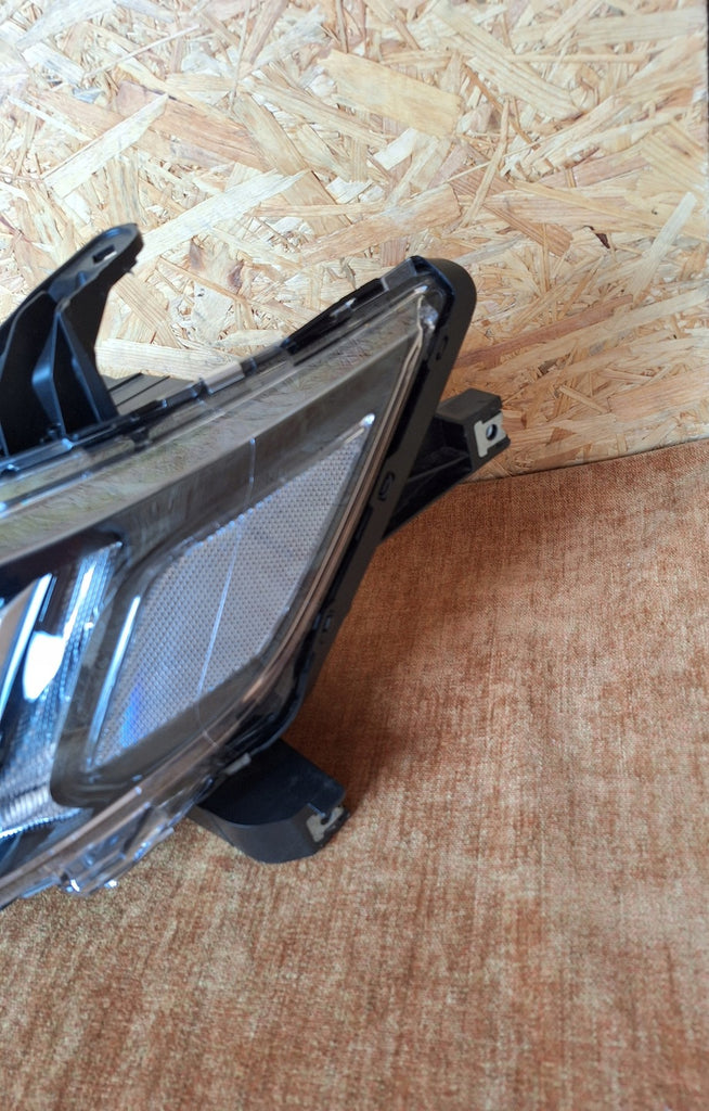 Frontscheinwerfer Mitsubishi Outlander III 8301D3-31 LED Links Headlight