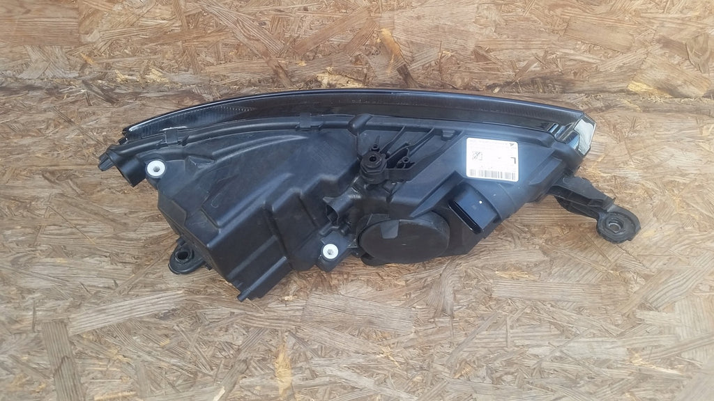 Frontscheinwerfer Skoda Fabia III 6V1941015F 030111523101 LED Links Headlight