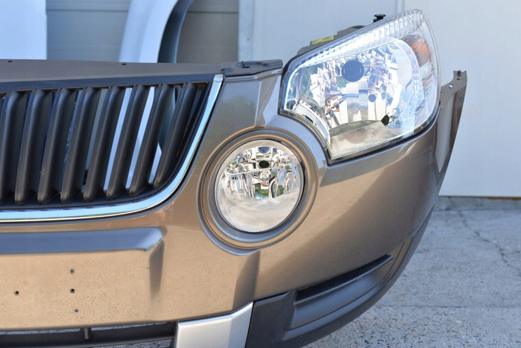 Frontscheinwerfer Skoda Yeti Rechts Scheinwerfer Headlight