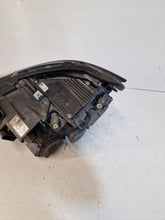 Laden Sie das Bild in den Galerie-Viewer, Frontscheinwerfer VW T6 7L1941036D Rechts Scheinwerfer Headlight SCH5494212480qp