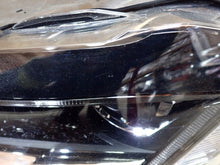 Laden Sie das Bild in den Galerie-Viewer, Frontscheinwerfer VW Polo 2G1941035F Full LED Links Scheinwerfer Headlight