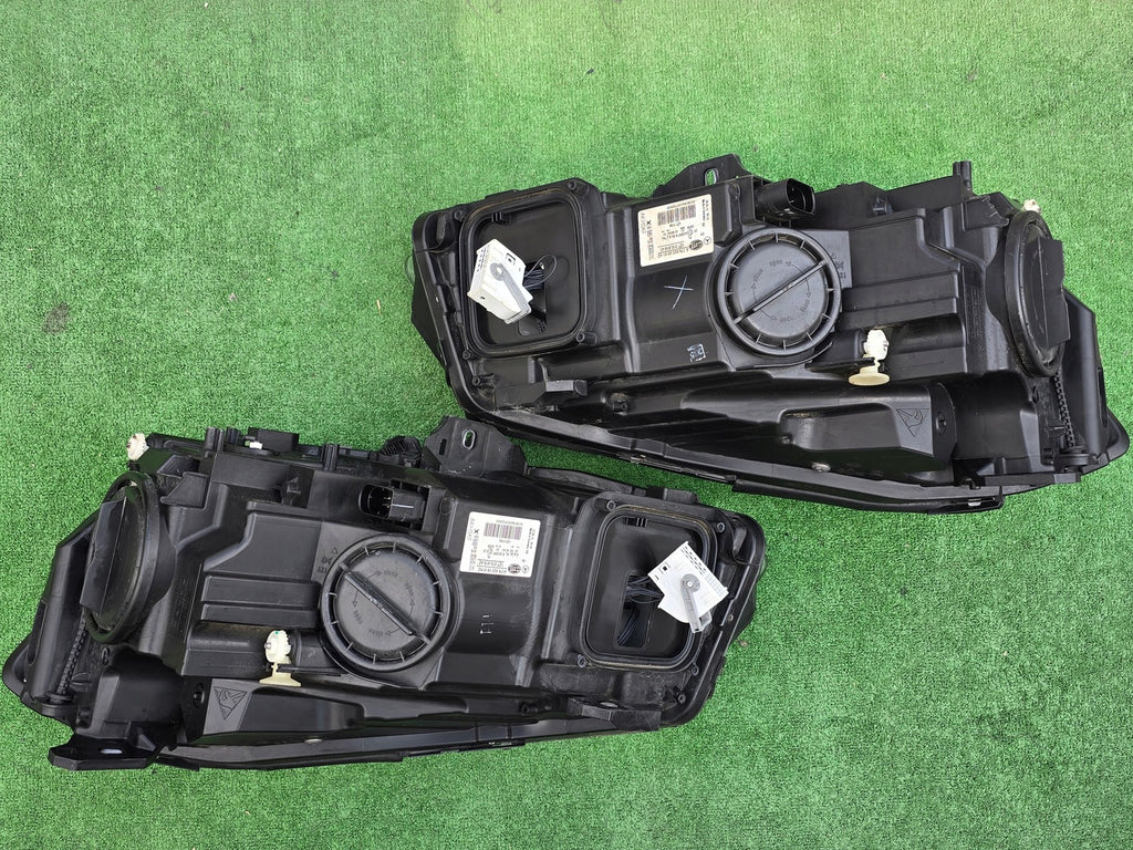 Frontscheinwerfer Mercedes-Benz W176 A1768200661KZ Bi-Xenon Ein Satz Headlight SCH1323453442nv