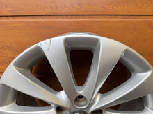 Laden Sie das Bild in den Galerie-Viewer, 1x Alufelge 17 Zoll 7.0&quot; 5x105 42ET OP067 Opel Astra J Mokka X Rim Wheel