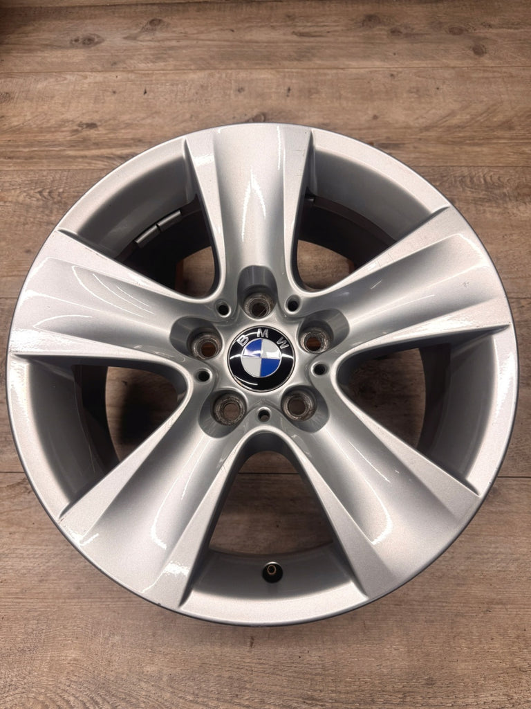 1x Alufelge 17 Zoll 8.0" 5x120 30ET Glanz Silber 6790172 BMW 5 F11 F06 F10 F12 FEL5566974086gy