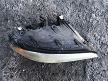 Load image into Gallery viewer, Frontscheinwerfer Volvo Xc70 31214352 Rechts Scheinwerfer Headlight SCH9047123772nm