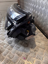Load image into Gallery viewer, Frontscheinwerfer Skoda Kamiq 658941015 Links Scheinwerfer Headlight SCH3655299428bw