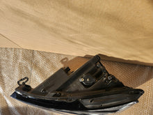 Laden Sie das Bild in den Galerie-Viewer, Frontscheinwerfer Seat Tarraco 5FJ941007J Full LED Links Scheinwerfer Headlight