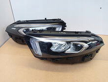 Laden Sie das Bild in den Galerie-Viewer, Frontscheinwerfer Mercedes-Benz W177 1779064703 LED Rechts oder Links SCH8530063270bl