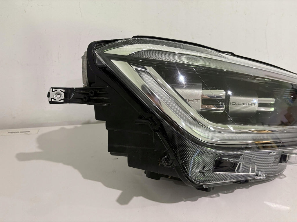Frontscheinwerfer VW Taigo 2G794036C LED Rechts Scheinwerfer Headlight SCH8033623402xn