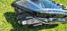 Laden Sie das Bild in den Galerie-Viewer, Frontscheinwerfer VW Touran 5TB941082D LED Rechts Scheinwerfer Headlight SCH2607059854mt