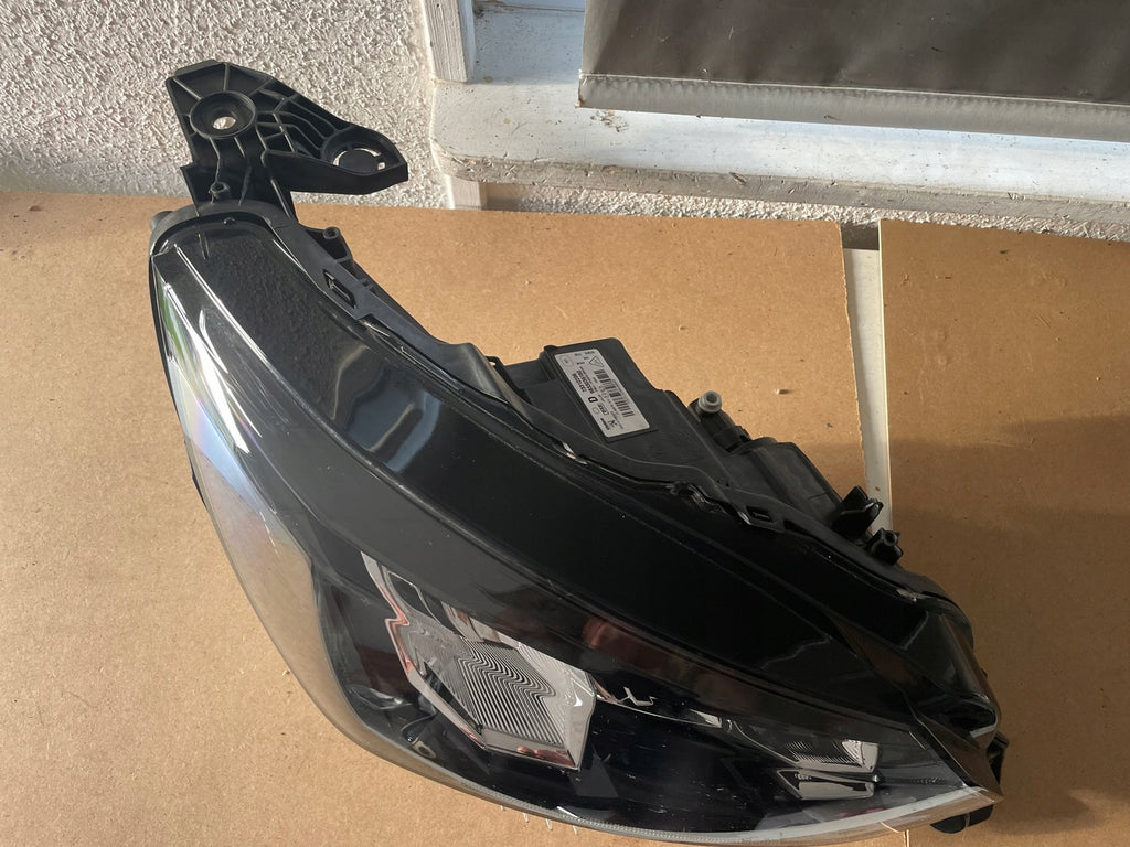 Frontscheinwerfer Peugeot 208 73312206 9833036180 LED Rechts Headlight