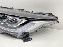 Laden Sie das Bild in den Galerie-Viewer, Frontscheinwerfer Toyota IV Yaris 0048823 LED Links Scheinwerfer Headlight SCH1094000121mi