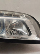 Load image into Gallery viewer, Frontscheinwerfer Volvo S40 V50 31265699 0301237272 LE06A6152X Xenon Rechts SCH3955644083vg