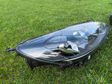 Laden Sie das Bild in den Galerie-Viewer, Frontscheinwerfer Ford Kuga III LV4B-13W029-AK LV4B-13W030-AK LED Ein Satz SCH3108387288ph
