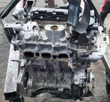 Load image into Gallery viewer, Motor Peugeot 2008 HNP 1.2 THP 110PS 81kW 2019 Benzin Engine Unkomplett MOT2000777554ju