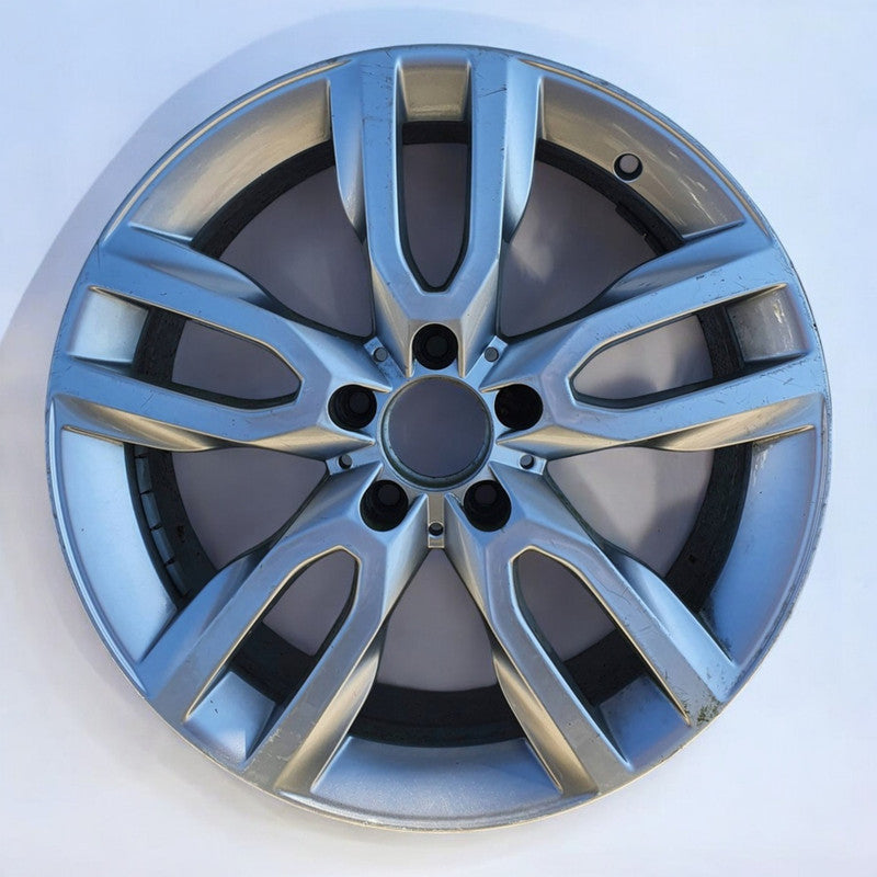 1x Alufelge 18 Zoll 7.0" 5x112 46ET A1564010200 Mercedes-Benz Gla Rim Wheel